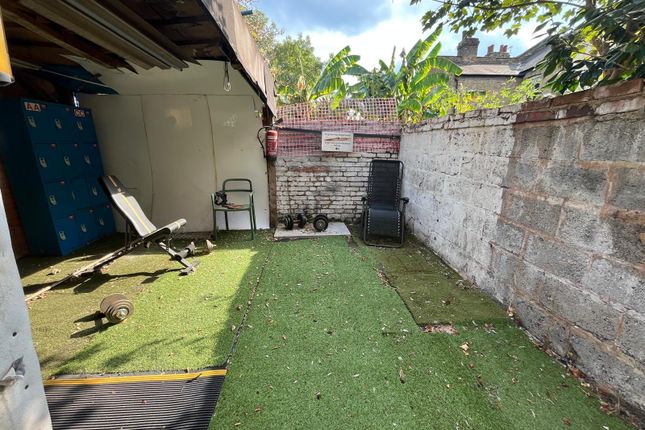 80 Ground Floor Flat, Park Lane, London photo 5