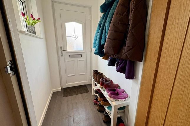 38, Tremenheere Avenue, Helston photo 3