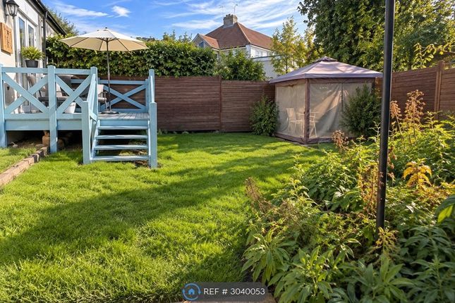 Hood Avenue, Orpington photo 3