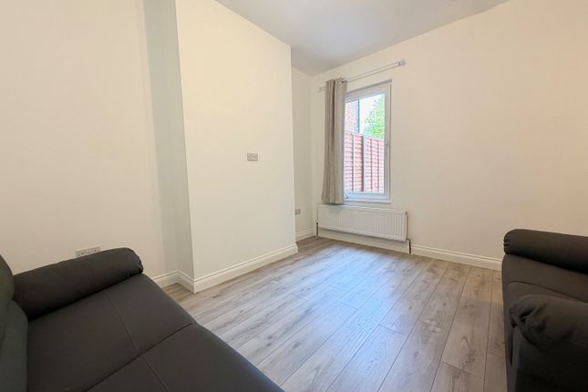 48, Birmingham photo 4