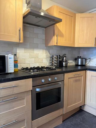 Flat 6, 75, Worple Road, London photo 5