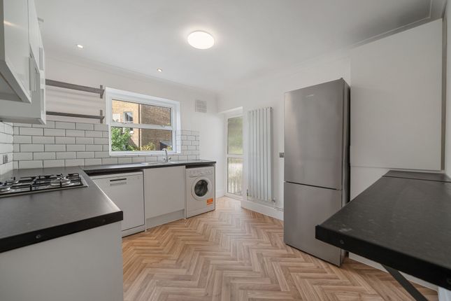 133b Chatsworth Road, London photo 3