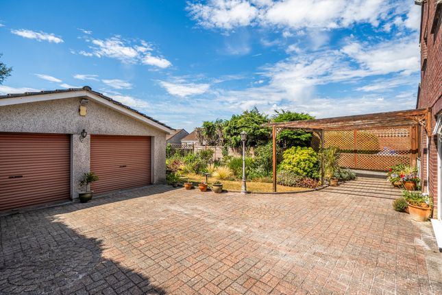 1 Greenlees Drive, Plympton Devon, Devon photo 2