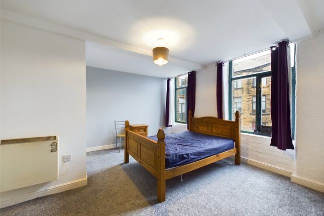 Flat for sale in Piccadilly, Bradford, West Yorkshire