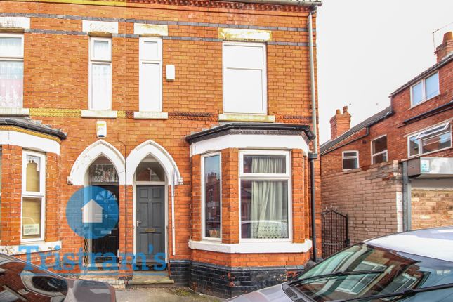 End terrace house to rent in Foxhall Road, Nottingham
