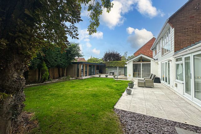 1 Heathdale, Wirral photo 3