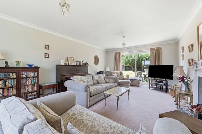 10, Manor Close, Southwell photo 4