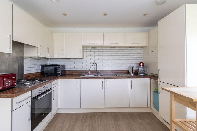 14 The Pinnacle, Trem Elai, Penarth photo 4