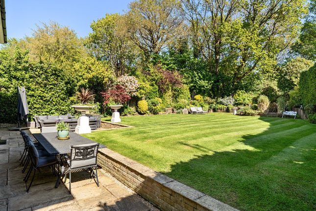 Strelley,, The Fairway, Weybridge photo 2