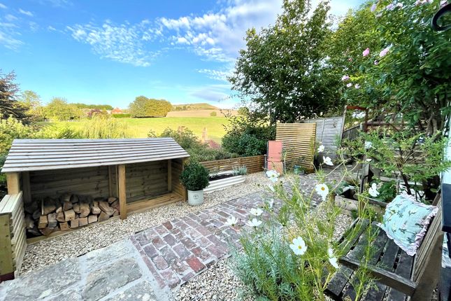 7, Priory Cottages, Stradbrook, Westbury photo 2
