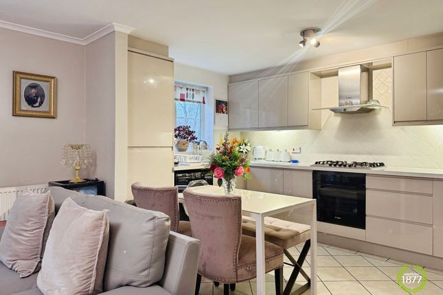 Apt 1, 20 Honeysuckle Court, Accrington photo 3