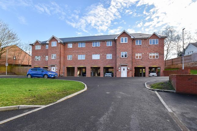 2-bed flat on Flat 2 Danes Court, 40, Hengist Drive, Aylesford, £240,000