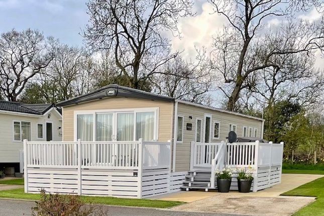 Mobile/park home for sale in Ribble Valley Country &amp; Leisure Park, Paythorne, Clitheroe