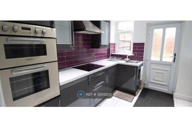 Pilkington Road, Kearsley, Bolton photo 5