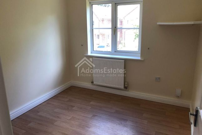 20, Wormalds View, Dewsbury photo 4