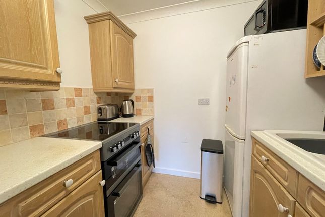 Flat for sale in High Street, Gosforth, Newcastle Upon Tyne, Tyne And Wear