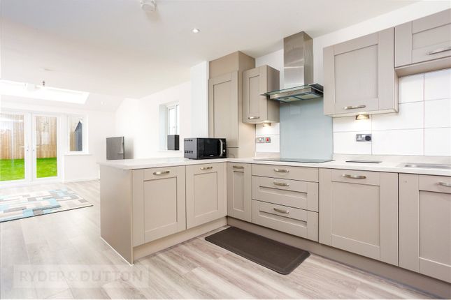 63, Matthew Fold Way, Oldham photo 4