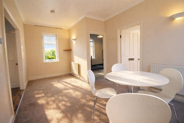 19A, Ropergate, Pontefract photo 2