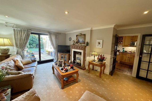 13, Station Road, Buntingford photo 3