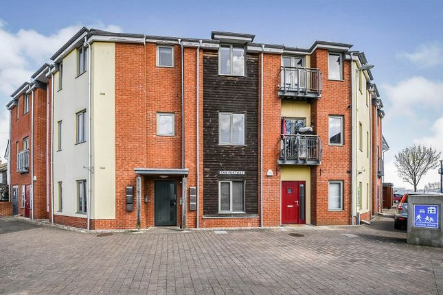 Flat for sale in The Portway, King's Lynn