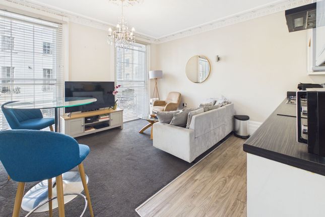 Apt 18, The Clarence Clarence Parade, Cheltenham photo 2