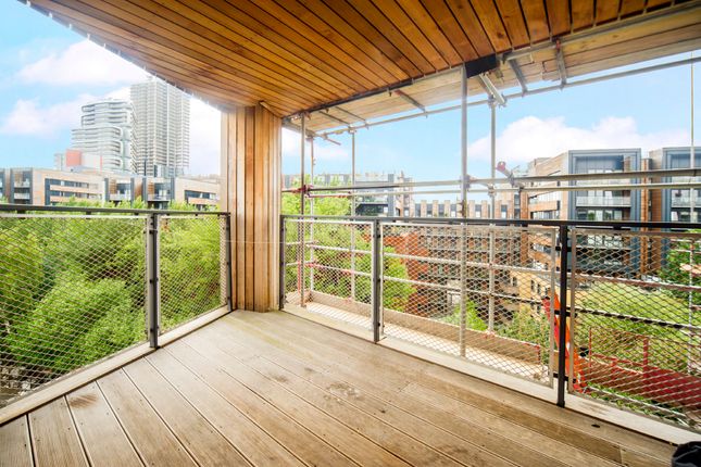 Flat for sale in The Cube, Banyan Wharf, 17-21 Wenlock Road, Shoreditch, London