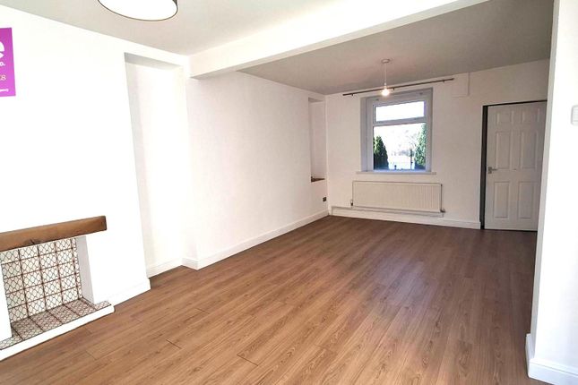 7, Penmaen Road, Blackwood photo 2