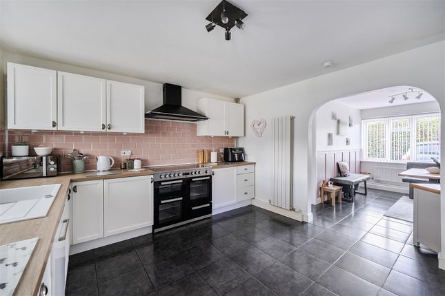 8, Half Acre Lane, Beaminster photo 3