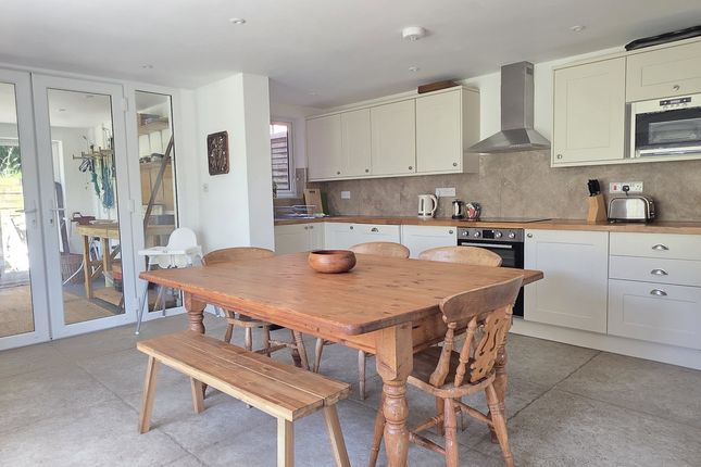 The Woods, Vicarage Road, Napton-on-the-Hill photo 3