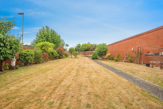 Bona-Vista, Adwick Road, Mexborough photo 4