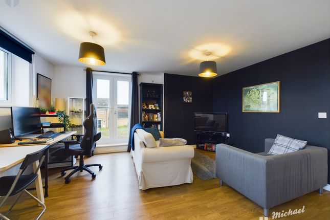 Flat for sale in Nicholas Charles Crescent, Aylesbury