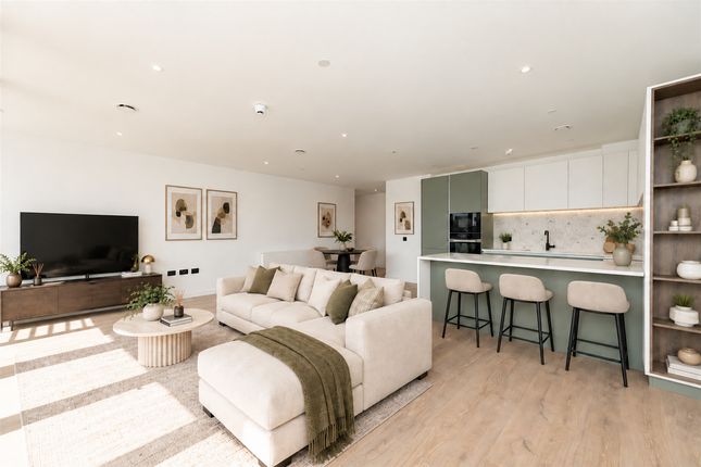 Flat Apartment 153, Herland Court, Fulham, London photo 5