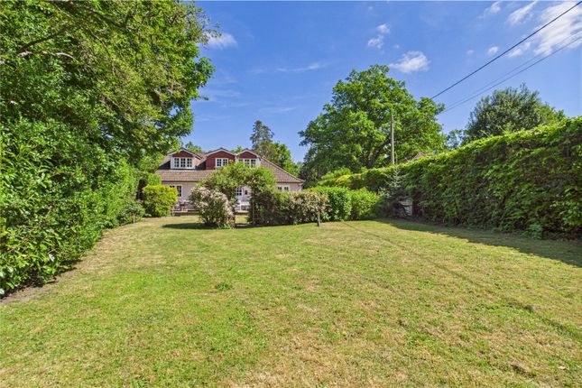 Hebden,, Bucklebury Alley, Thatcham photo 3
