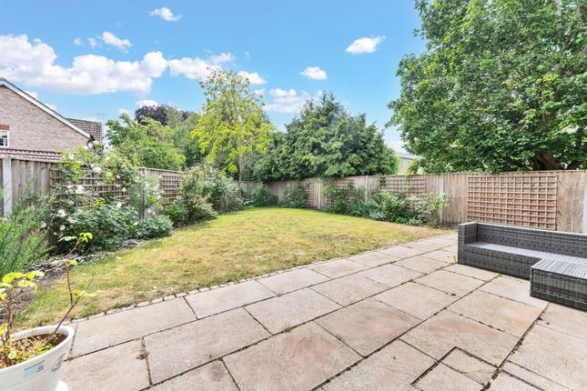 59 Heasman Close, Newmarket photo 4