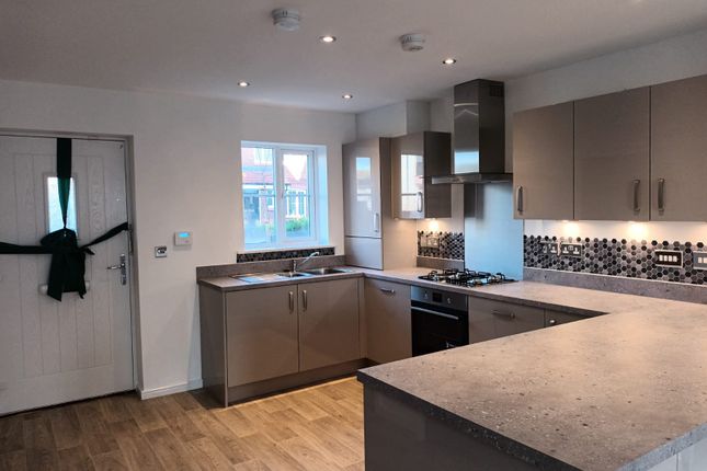 Sheerwater Crescent, Barnsley photo 3