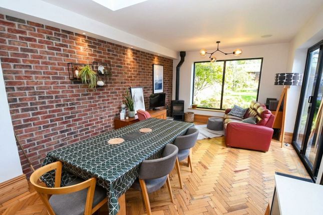 131 Claremont Road, Salford photo 3