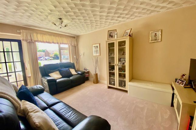21, Tanhouse, Peterborough photo 4