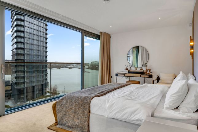 Penthouse to rent in Waterfront Drive, Chelsea