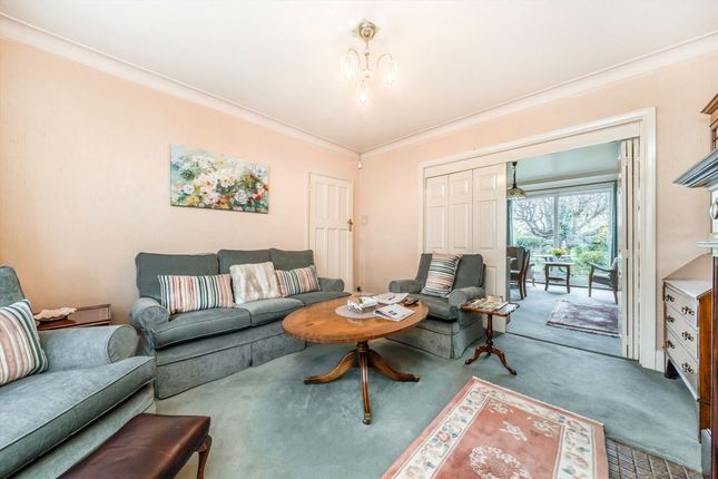 36, Melbury Avenue, Southall photo 2
