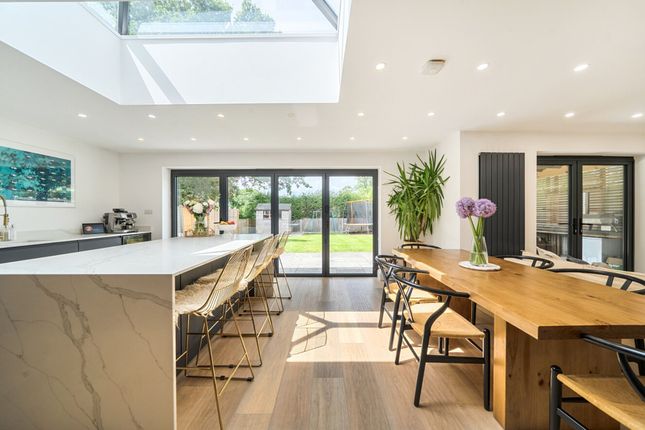 201 St. Leonards Road, Horsham photo 2