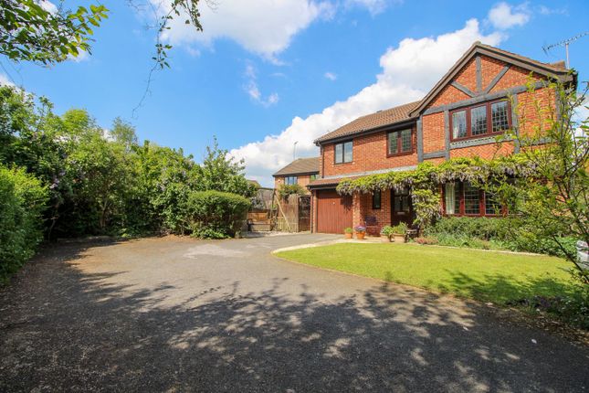 5 Bed Detached House For Sale In Harrier Park East Hunsbury