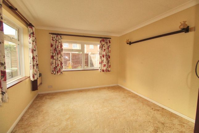 20, Aldgate Close, Sandy photo 4