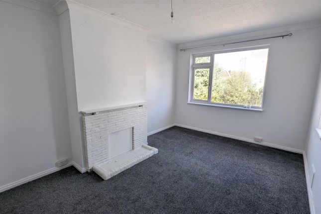 7, Clarendon Court, Southsea photo 5