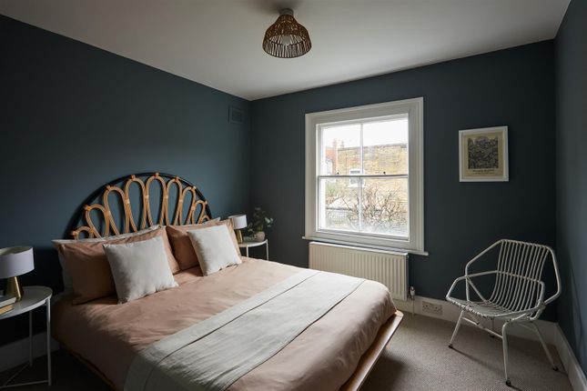 Terraced house for sale in Yerbury Road, Tufnell Park, London