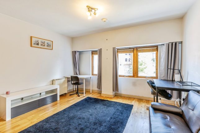 Flat 104 51.02 Apartments,, St. James Barton, Avon photo 4