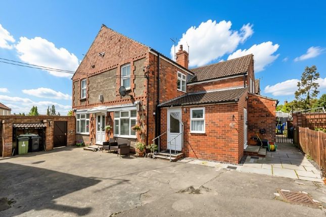 4-bed house on 1, Coronation Terrace, Dunham, £200,000