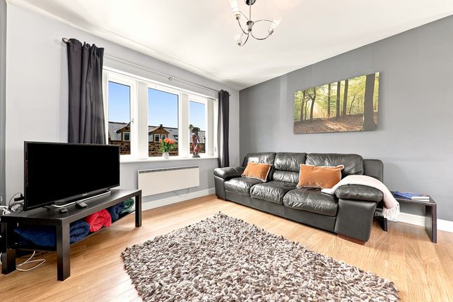 Flat 19, Victoria Court, Station Road, Otley photo 4