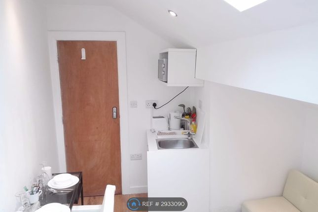 Studio  Flat   Monk Bridge Road, Meanwood Leeds, Leeds photo 3