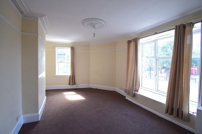 2a Harlestone Road, Northampton photo 2