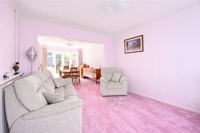 3, Carlyon Close, Camberley photo 3